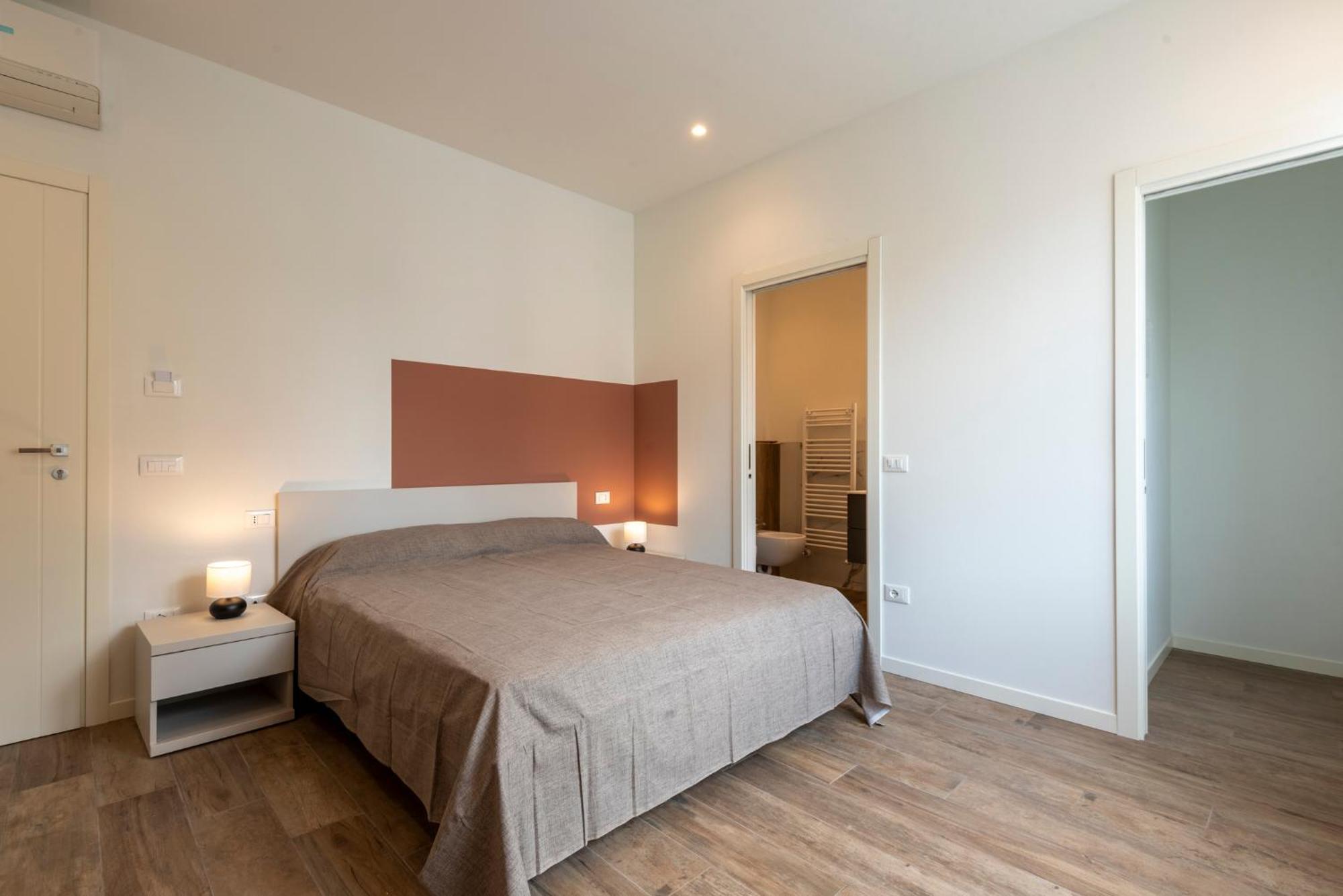 Iarsera Rooms And Apartment Λούκα Εξωτερικό φωτογραφία