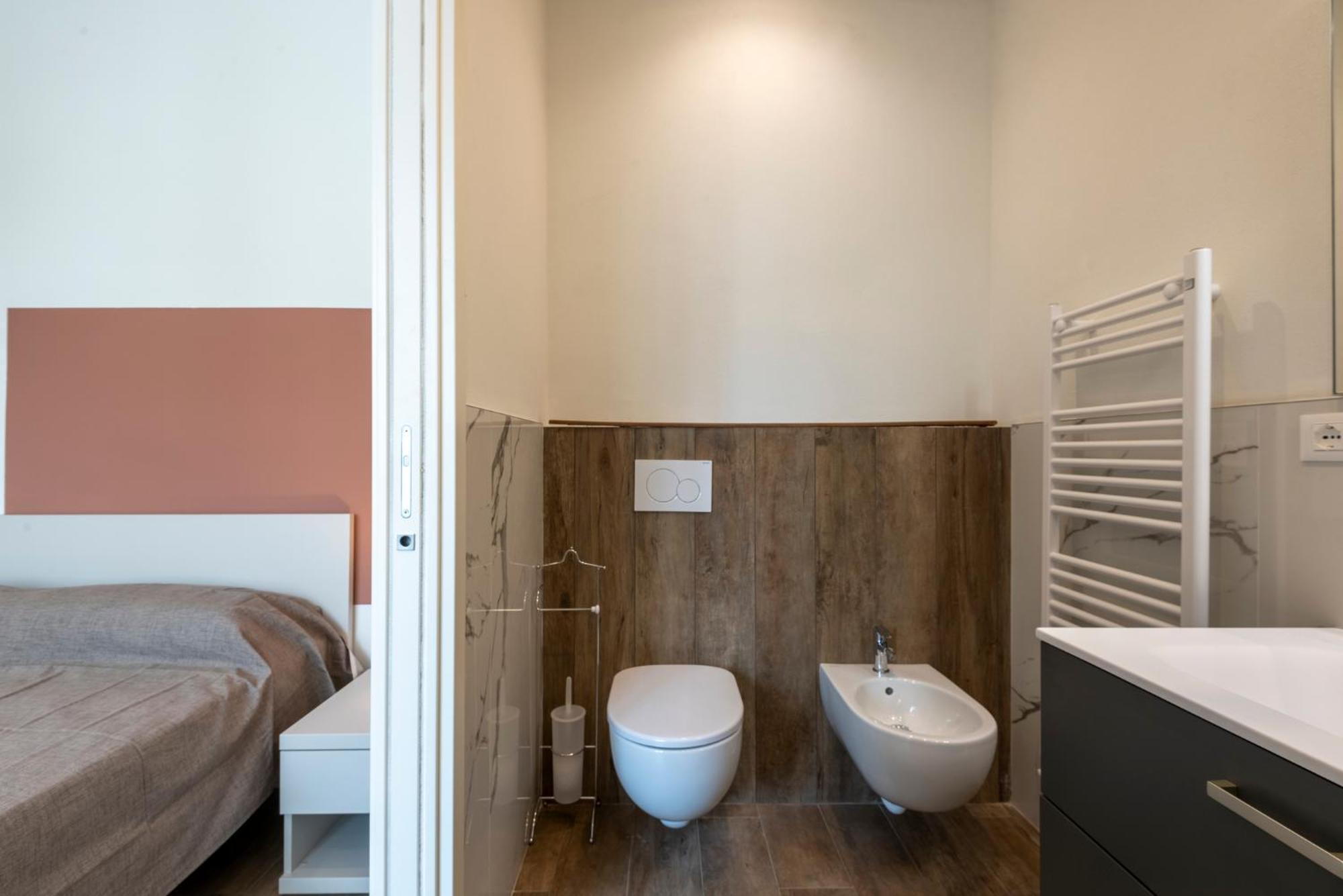 Iarsera Rooms And Apartment Λούκα Εξωτερικό φωτογραφία